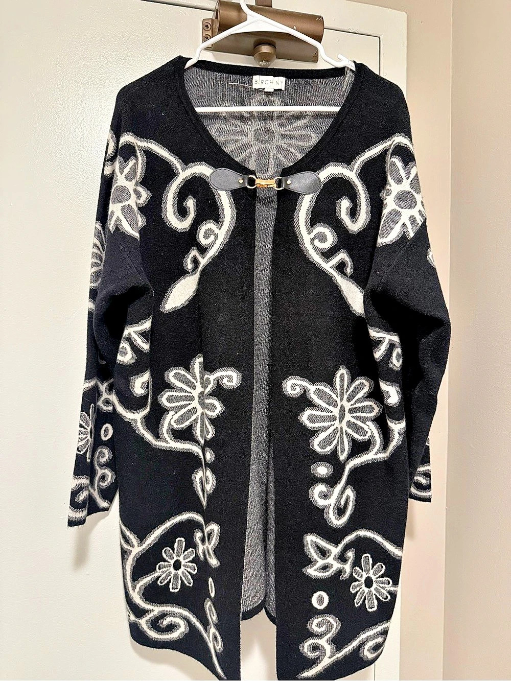 BORCHNY Floral Cardigan in Black & White Size XL